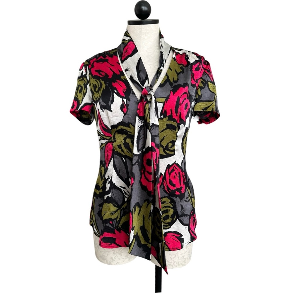 Trina Turk Silk Floral Women's Blouse with Tie Neck Buttons Short Sleeve Size 4